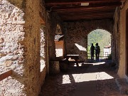 07 Bel porticato panoramico sulla Valtorta